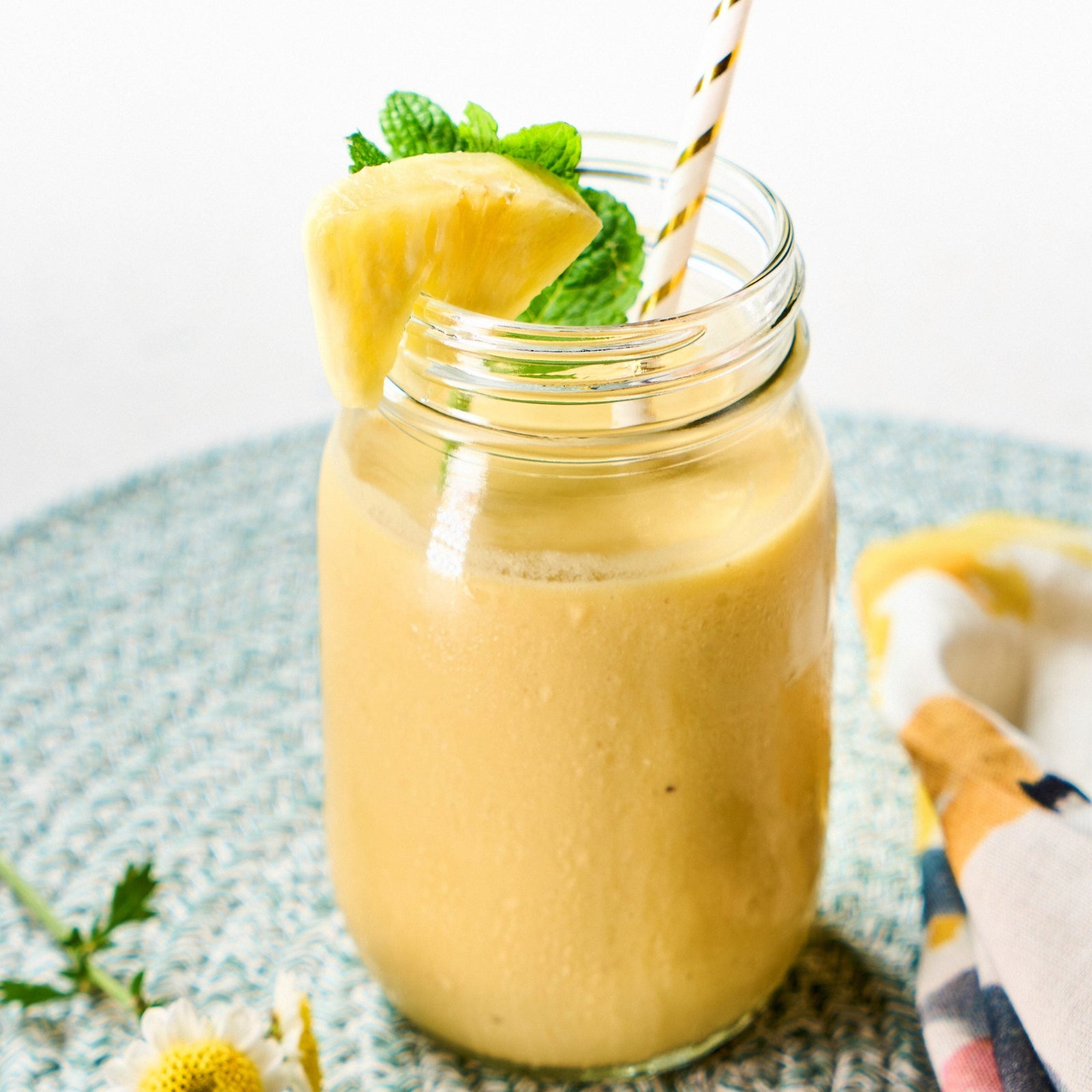 GOLDEN SMOOTHIE ( Phoon Huat X All Things Delicious)