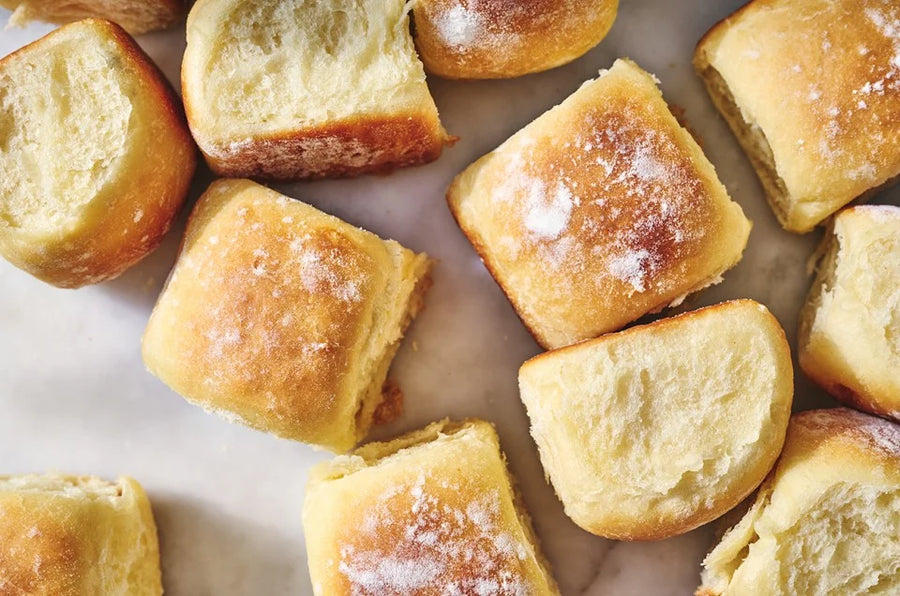 Amish Dinner Rolls