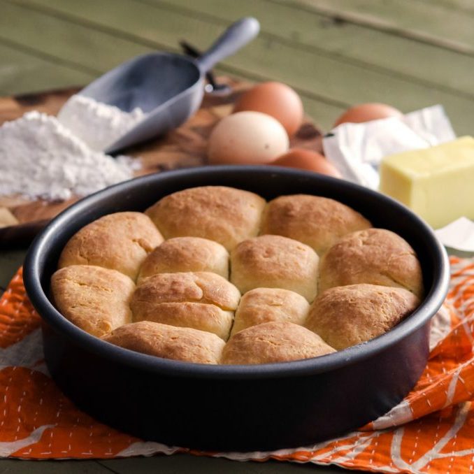 Pull-Apart Dinner Rolls