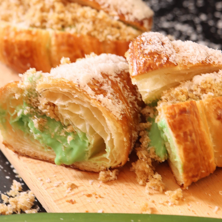Ondeh Croissant