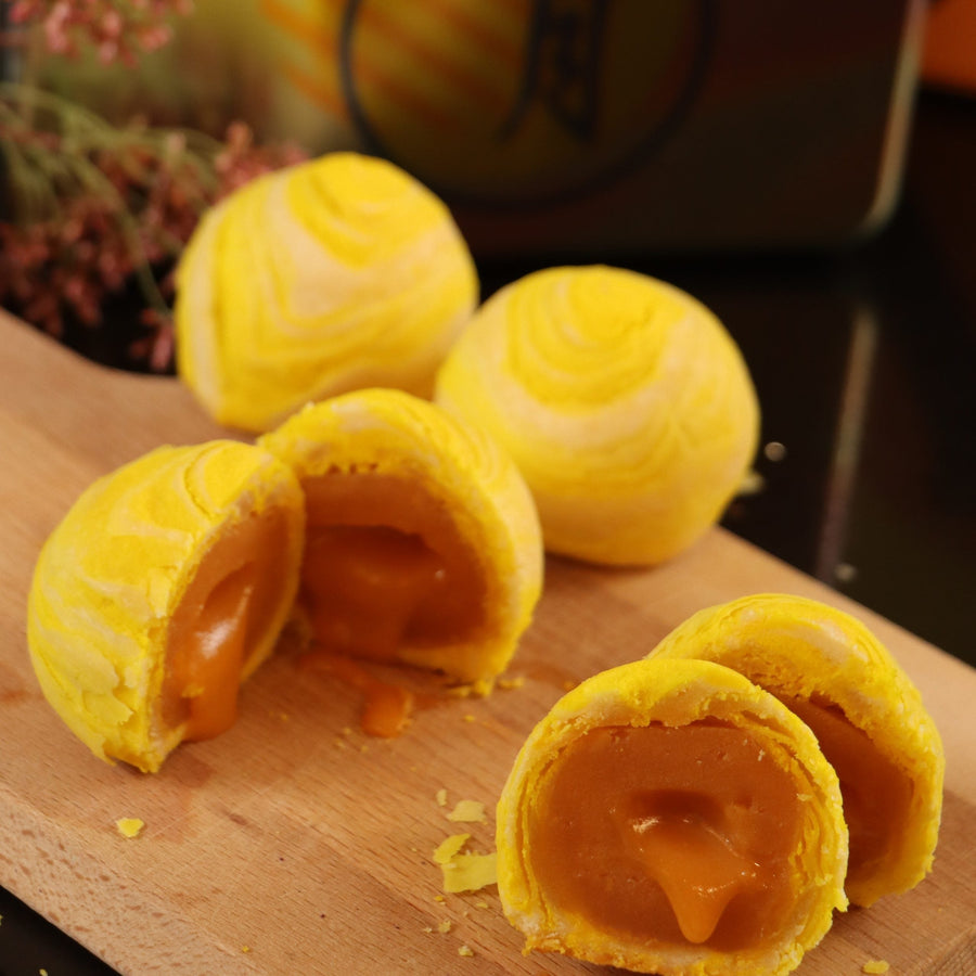 Salted Egg Lava Mooncake