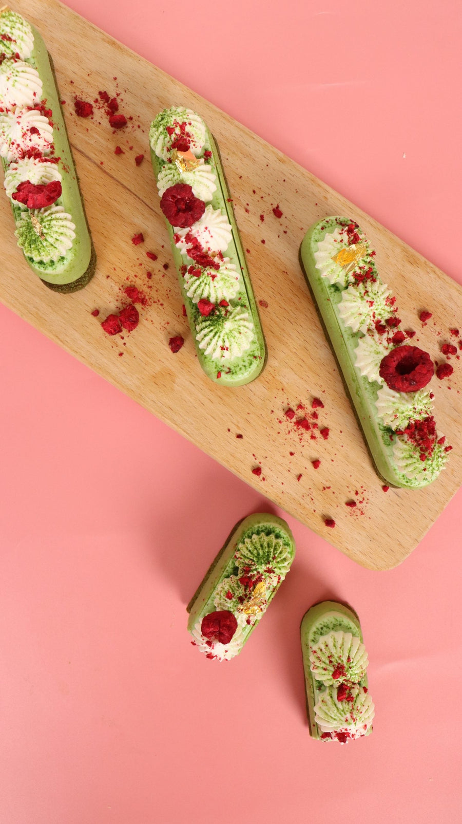 Matcha Raspberry Petit Gateau