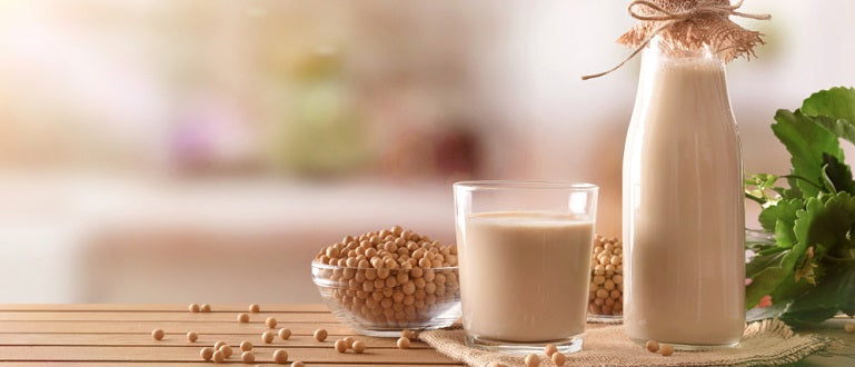 Soy Milk vs. Almond Milk Protein